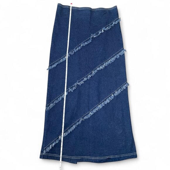 ☆ Vintage 90s Y2K Zoey Beth Denim Maxi Western Boho Skirt XL Distressed Fringe ☆ - Picture 5 of 8